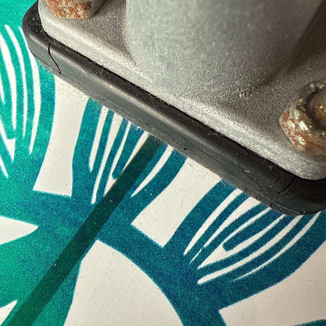 【新品】サーフスケート　CARVER 30.75\"