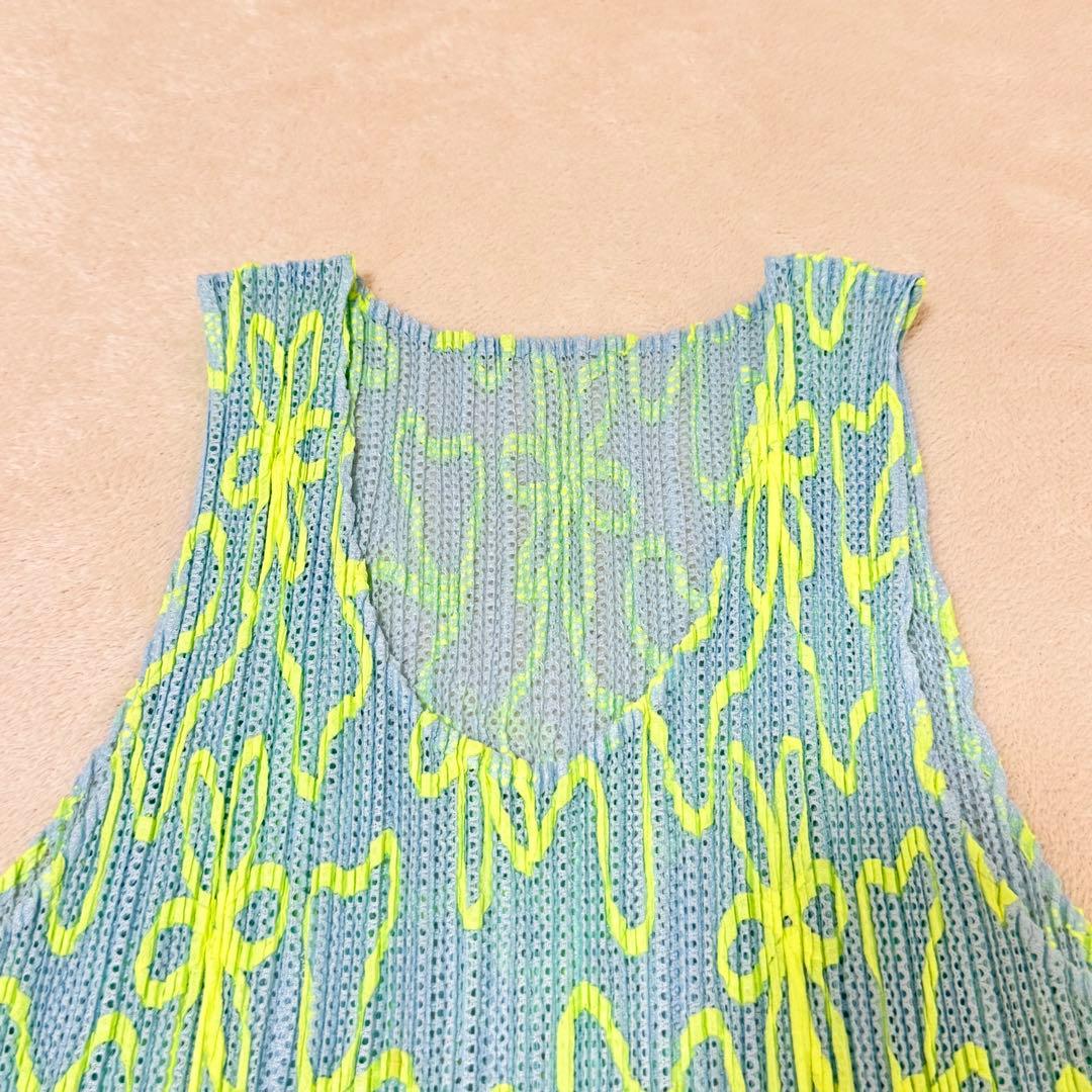 極美品✨PLEATS PLEASE 花柄　水色　花柄　ノースリーブ　メッシュ