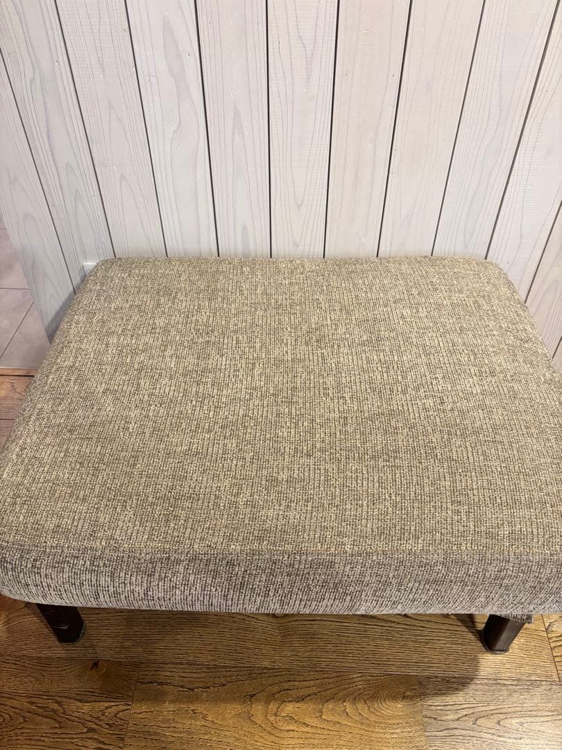 709　JFKオットマン