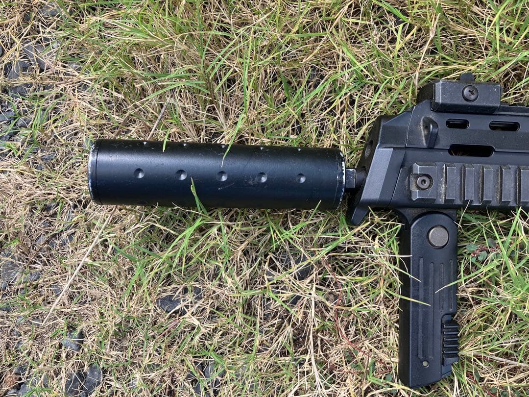 東京マルイ　コンパクト電動ガン　MP7A1 ショップカスタム？　付属品いっぱい