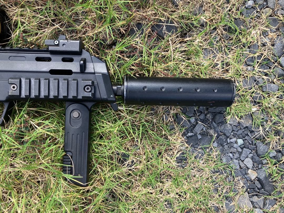 東京マルイ　コンパクト電動ガン　MP7A1 ショップカスタム？　付属品いっぱい