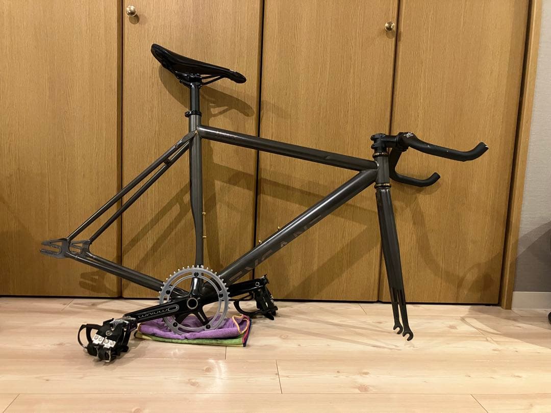 TYRANT BIKES LEGACY フレームセット➕レアパーツ　LEADER TYRANT BIKES LEGACY フレームセット➕レアパーツ LEADER