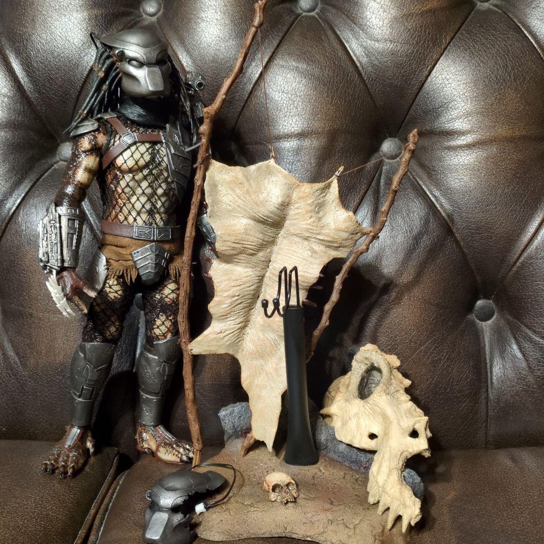 プレデター フィギュア ホットトイズ