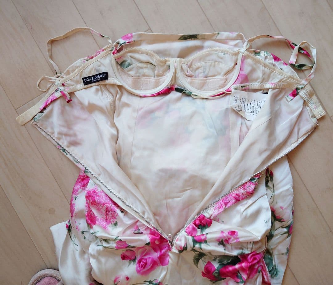 ドルチェ&ガッバーナ花柄ロングドレス