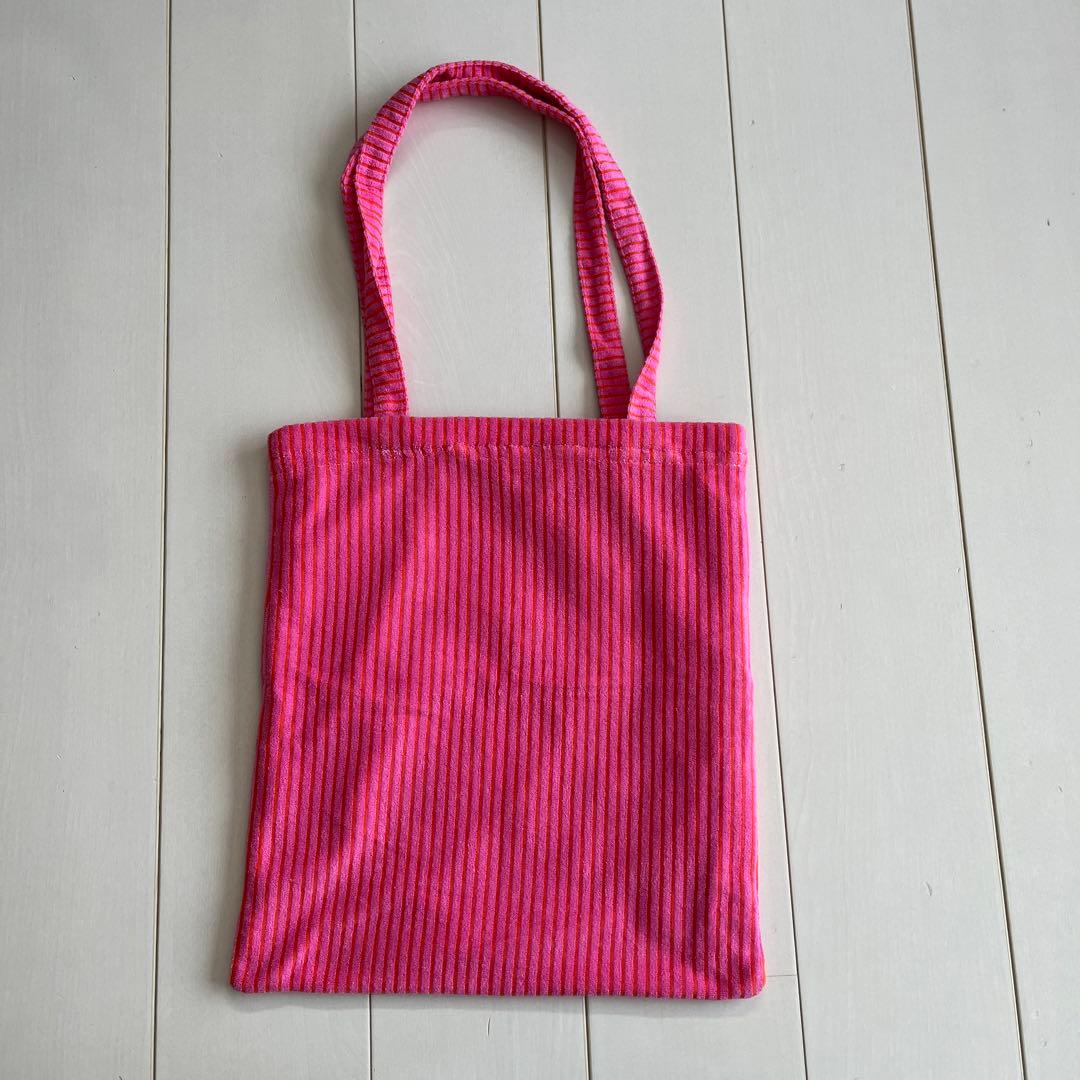 ミセスグリーンアップル　大森元貴バースデーグッズ フーディ M とバック