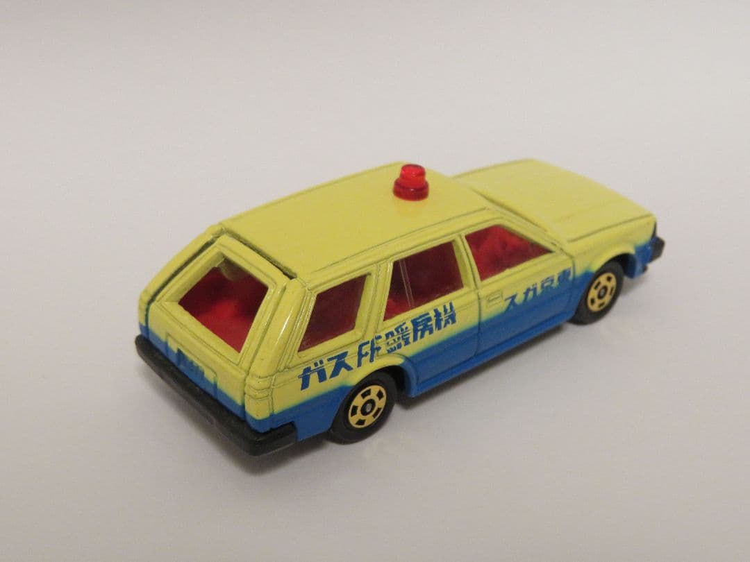 トミカ 34 日産 ブルーバードワゴン 東京ガス