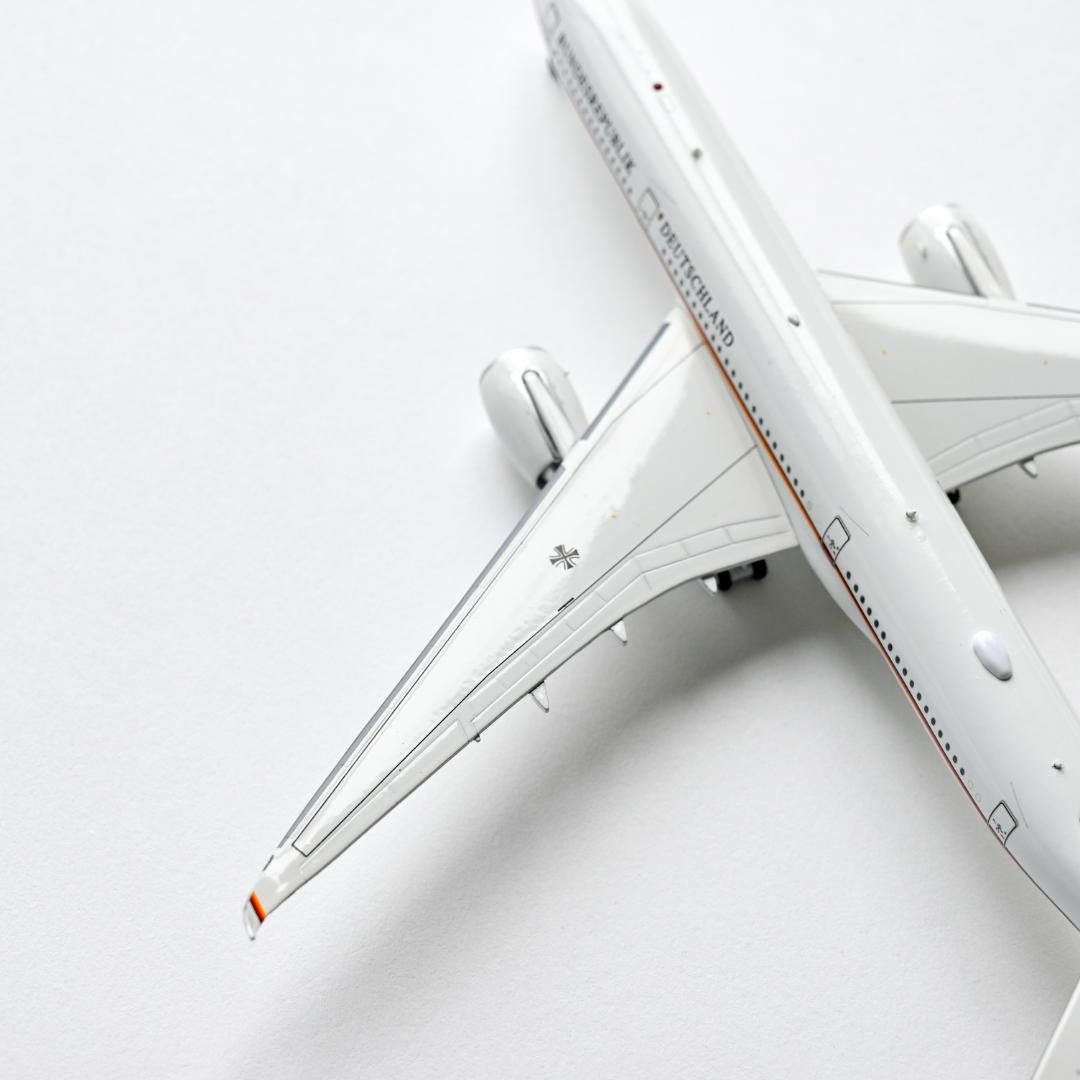 ドイツ 政府専用機 A350-900 Aviation 1/400