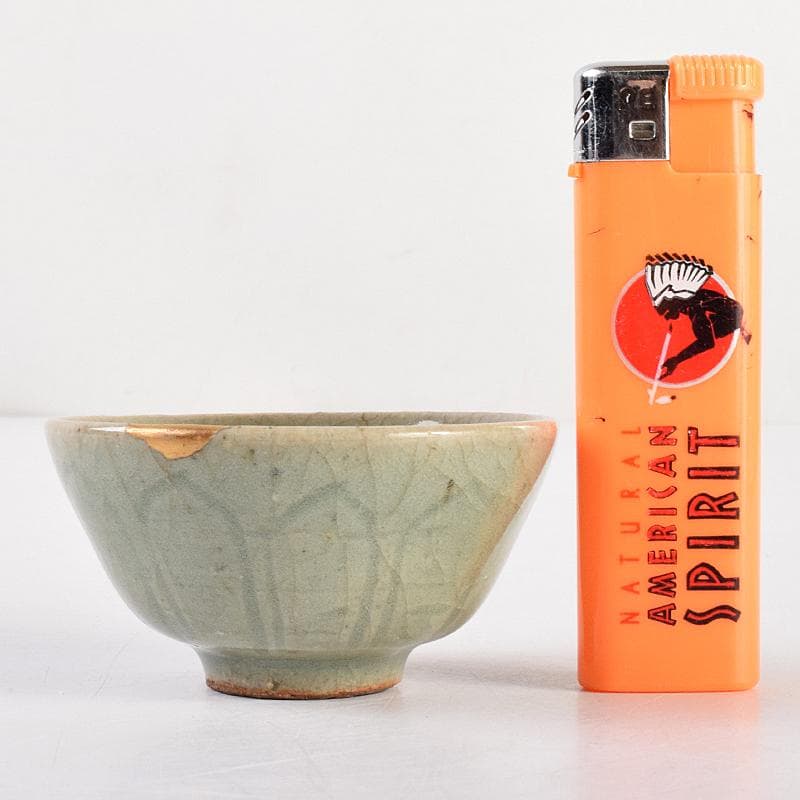 中国南宋哥窯金糸鉄線刻蓮弁文盃金継直し時代箱付VR7717