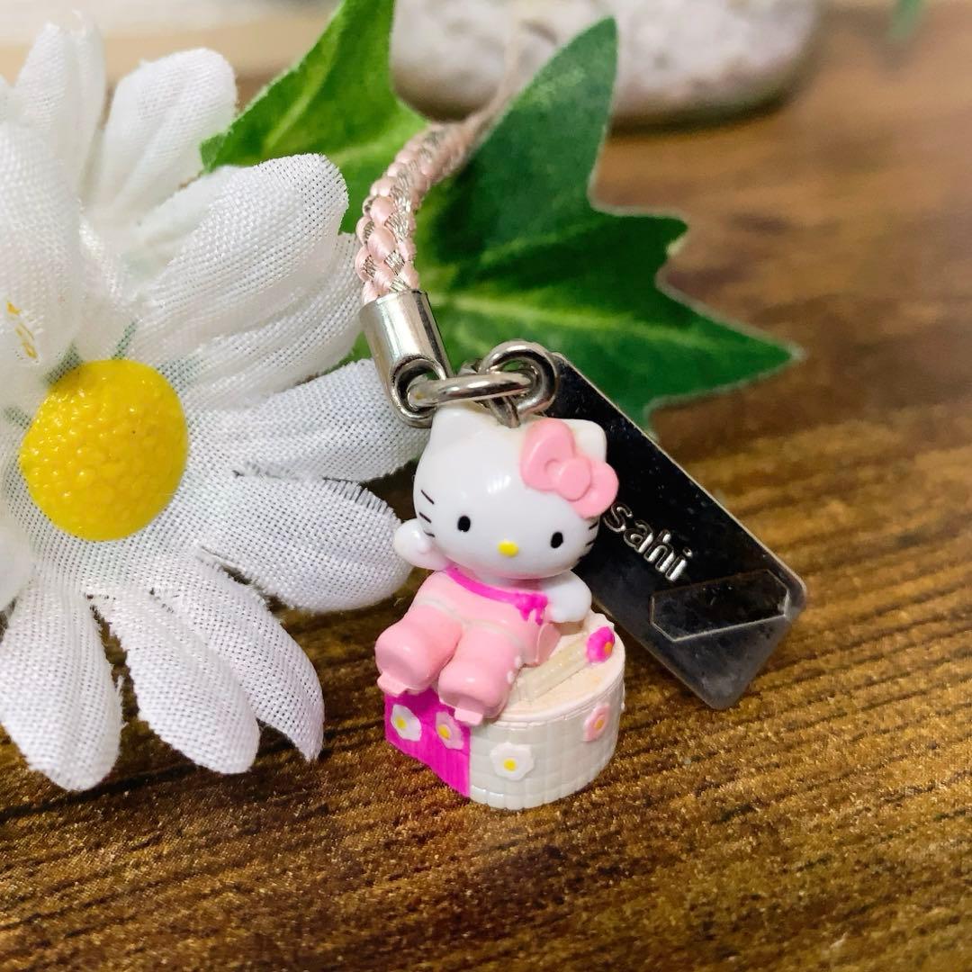 り*ご様 【希少レア】ご当地キティ　テレビ朝日　根付　ストラップ　限定品　入手困