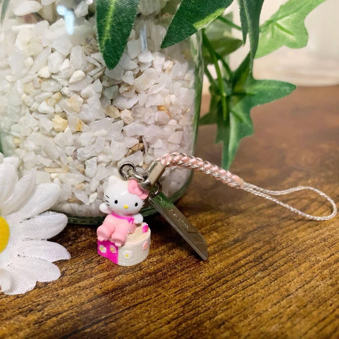 り*ご様 【希少レア】ご当地キティ　テレビ朝日　根付　ストラップ　限定品　入手困