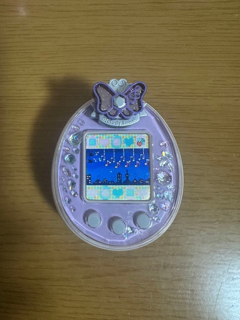 たまごっちピース Tamagotchi P's パープル たまデコピアス付き - メルカリ