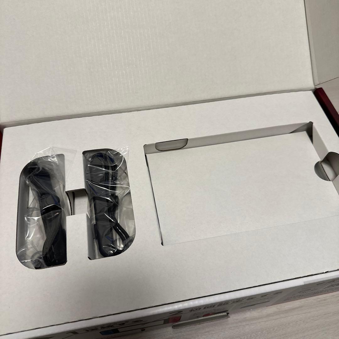 Nintendo Switch 本体　任天堂　ニンテンドースイッチ