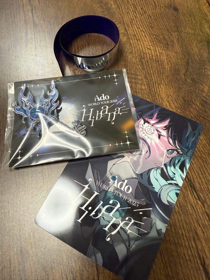 Ado WORLD TOUR 2025 HIBANA VIP特典 ブローチ+銀テ Ado Hibana ペン