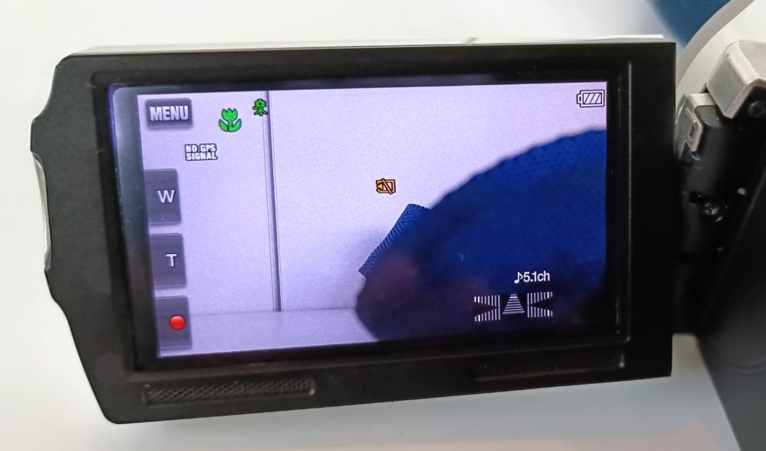 M*a様 SONY ビデオカメラ HDR-CX560 本体とACアダプター【完動