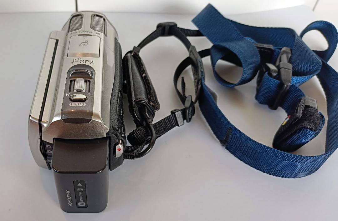 M*a様 SONY ビデオカメラ HDR-CX560 本体とACアダプター【完動