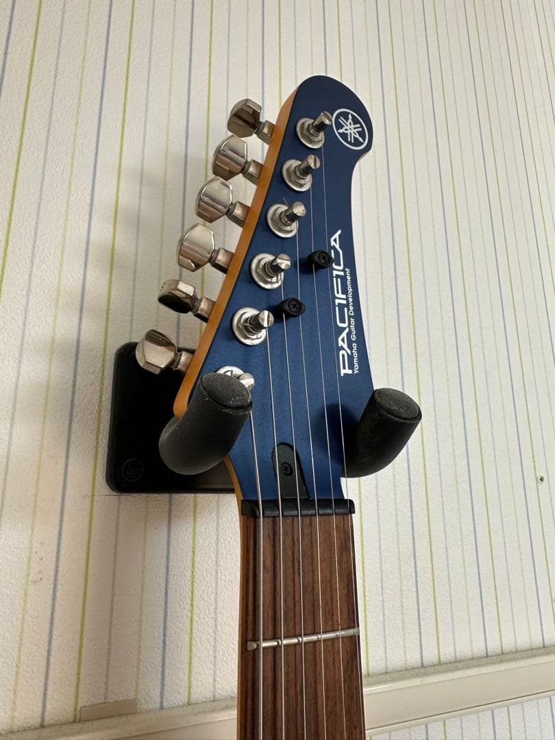 ヤマハ　パシフィカ　YAMAHA PAC612VIIX MSB