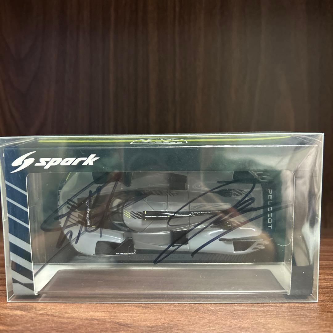 Peugeot 9×8 HYPERCAR 1/43 Spark 直筆サイン入り