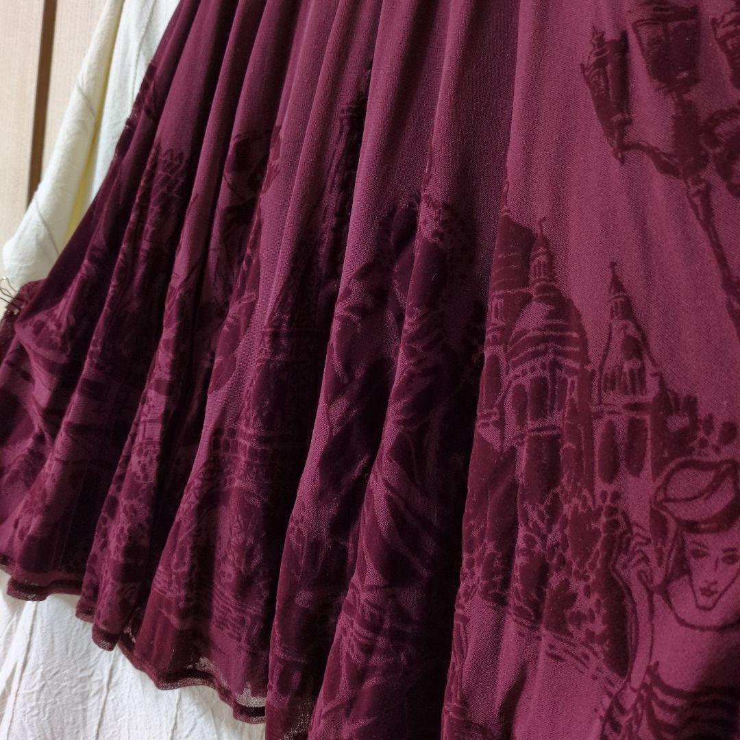 バーガンディ フレアスカート 風景プリント