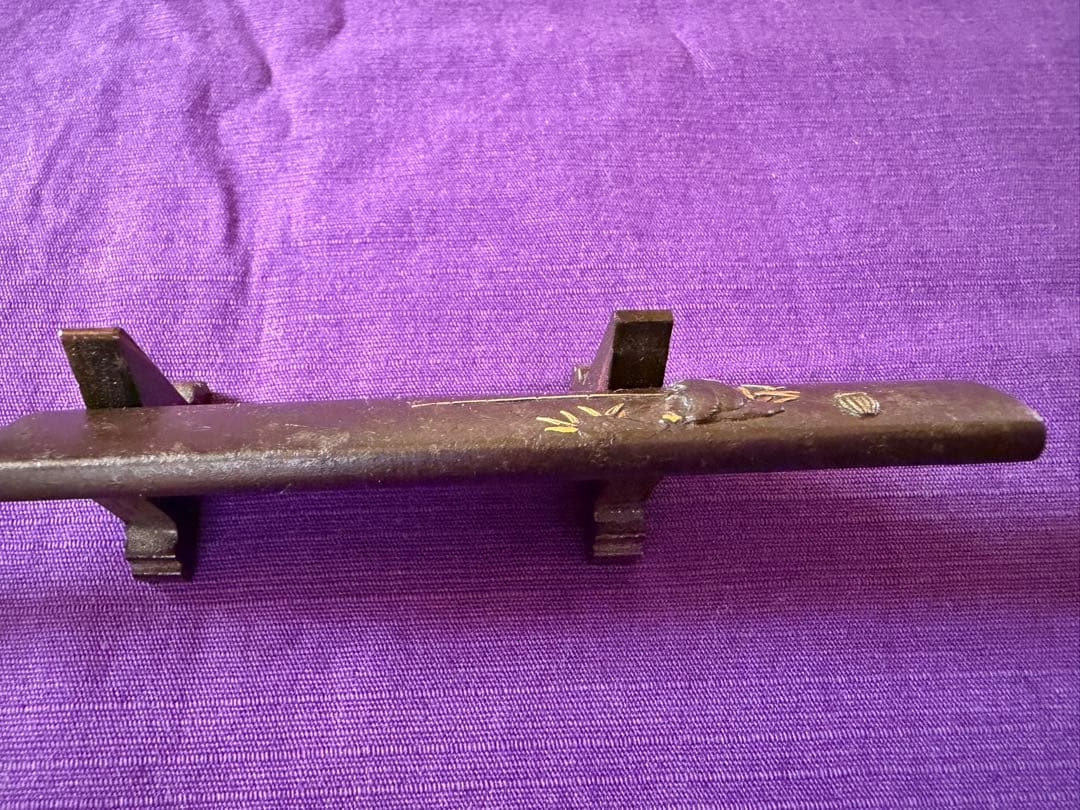 江戸後期　鉄地棒小柄象嵌色絵　太公望図　鞘付珍品（日本刀装具小刀目貫鐔鐔拵笄馬針