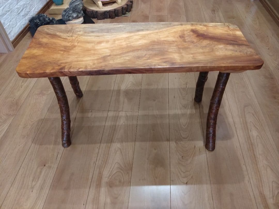 栃（とち）のベンチ80 ローテーブルにも❕栃の杢目が