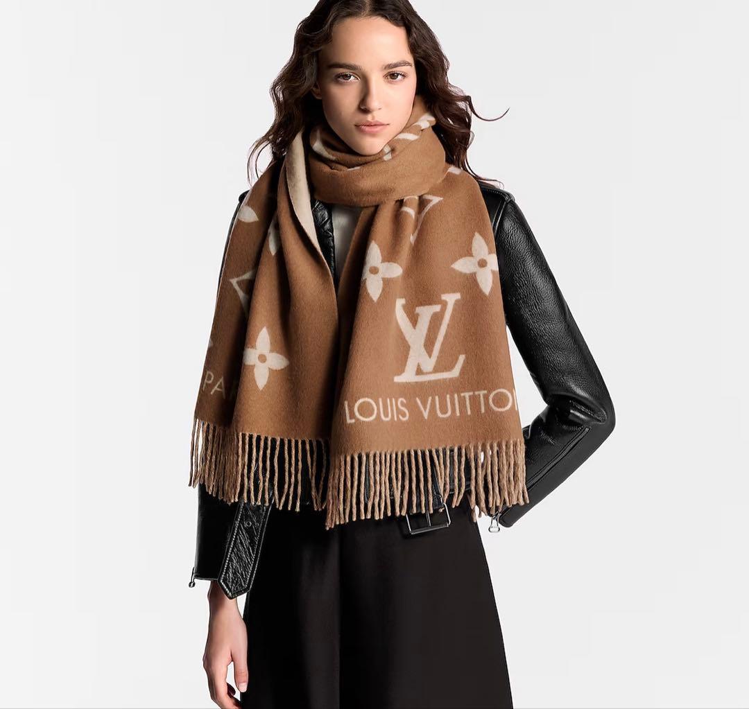 LOUIS VUITTONルイ・ヴィトン マフラー・レイキャビック - メルカリ