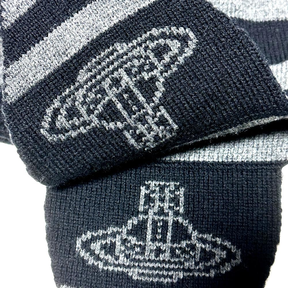 SALE】Vivienne Westwood ポンポン耳当て付ボーダーニット