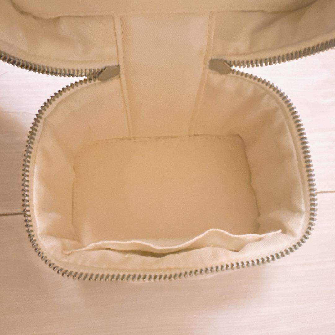 Darich ダーリッチ キルティングスクエアミニバッグ ホワイト