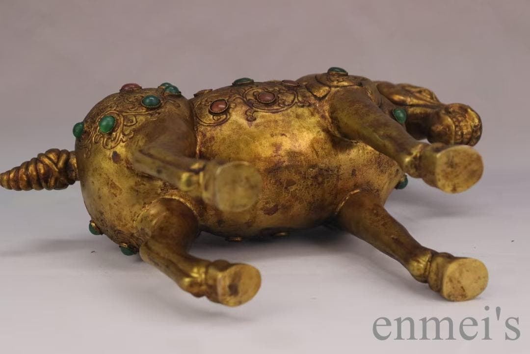 中国古美術 旧蔵 鍍金銅馬 精銅製 鍍金装飾 彫刻馬像 置物