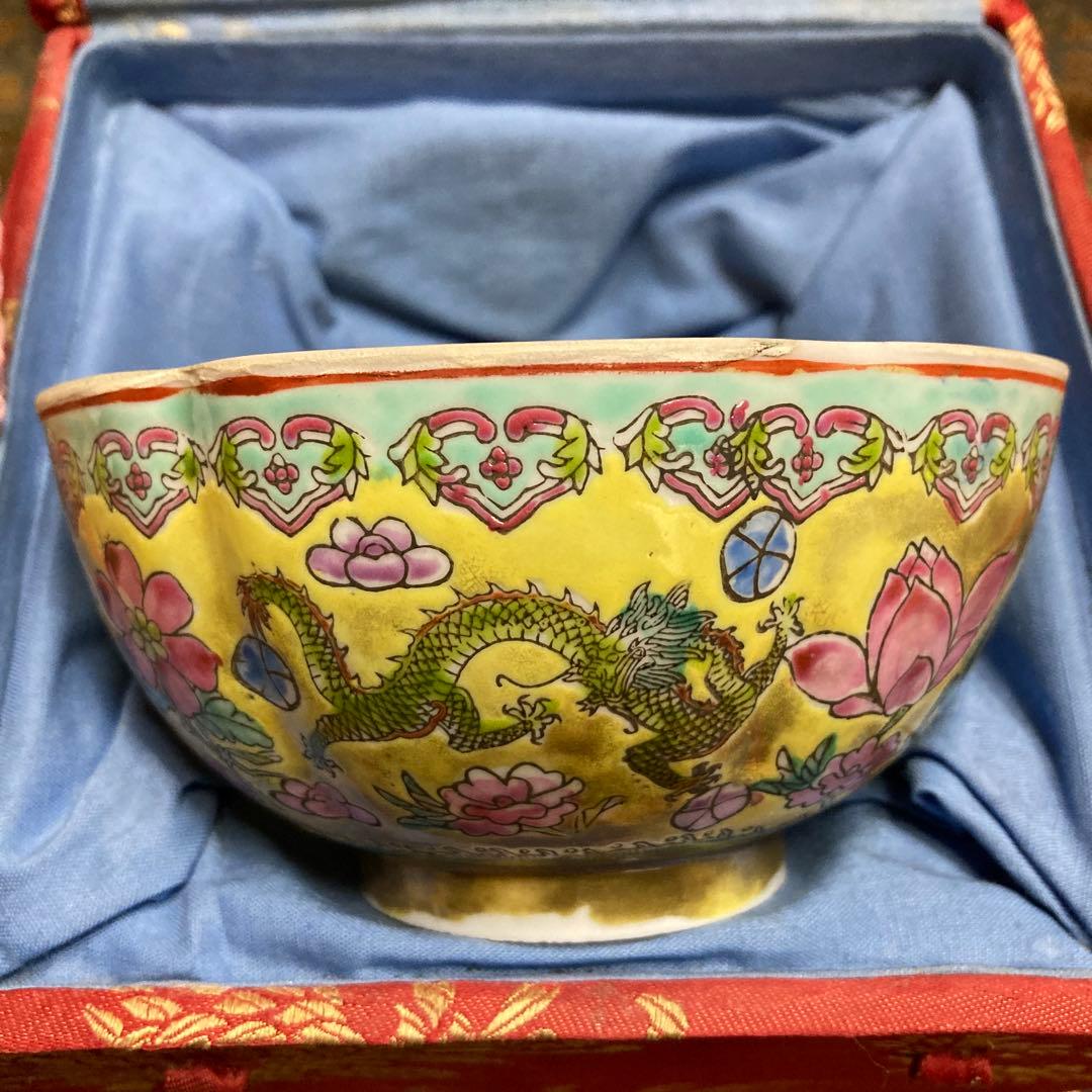 景徳鎮名碗　龍紋碗　￼高6径12cm 箱付茶道具　￼陶磁器　新品未使用長期保管品