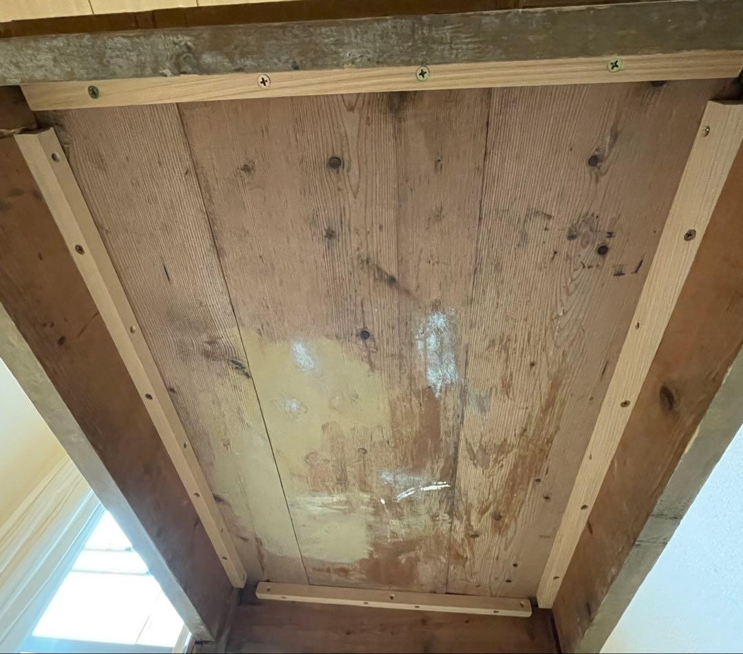 フランスのヴィンテージテーブル