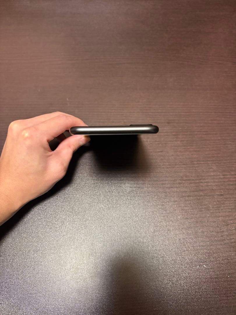 iPhone7 plus BLACK 128GB SIMフリー バッテリー82%