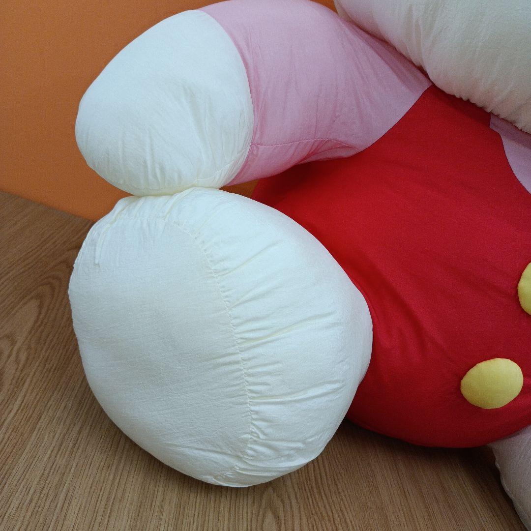 ハローキティ　ぬいぐるみ　高さ約77cm　超特大サイズ　HELLO KITTY