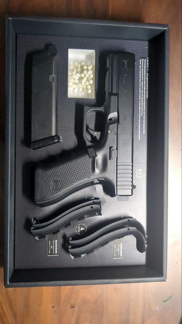 東京マルイ　glock17 gen4