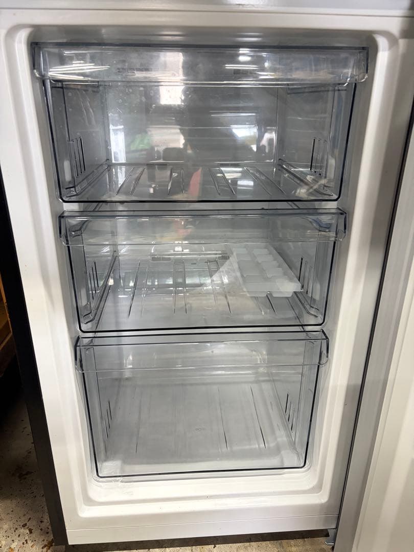 【美品】【早い者勝ち】2024年製ハイアール　冷凍冷蔵庫　黒