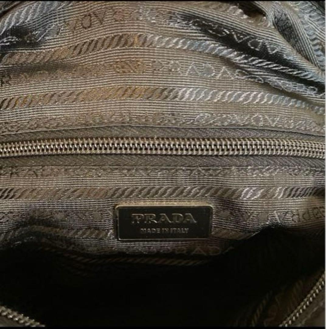 プラダ ショルダーバッグ　ユニセックス＊内側破れあり‥軽く縫っています