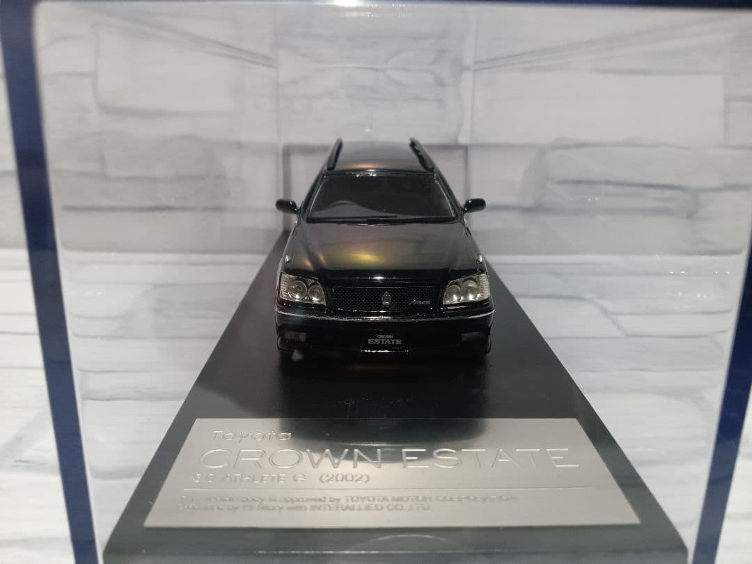 1/43 トヨタ　クラウンエステート　3.0アスリートG ミニカー　ブラック