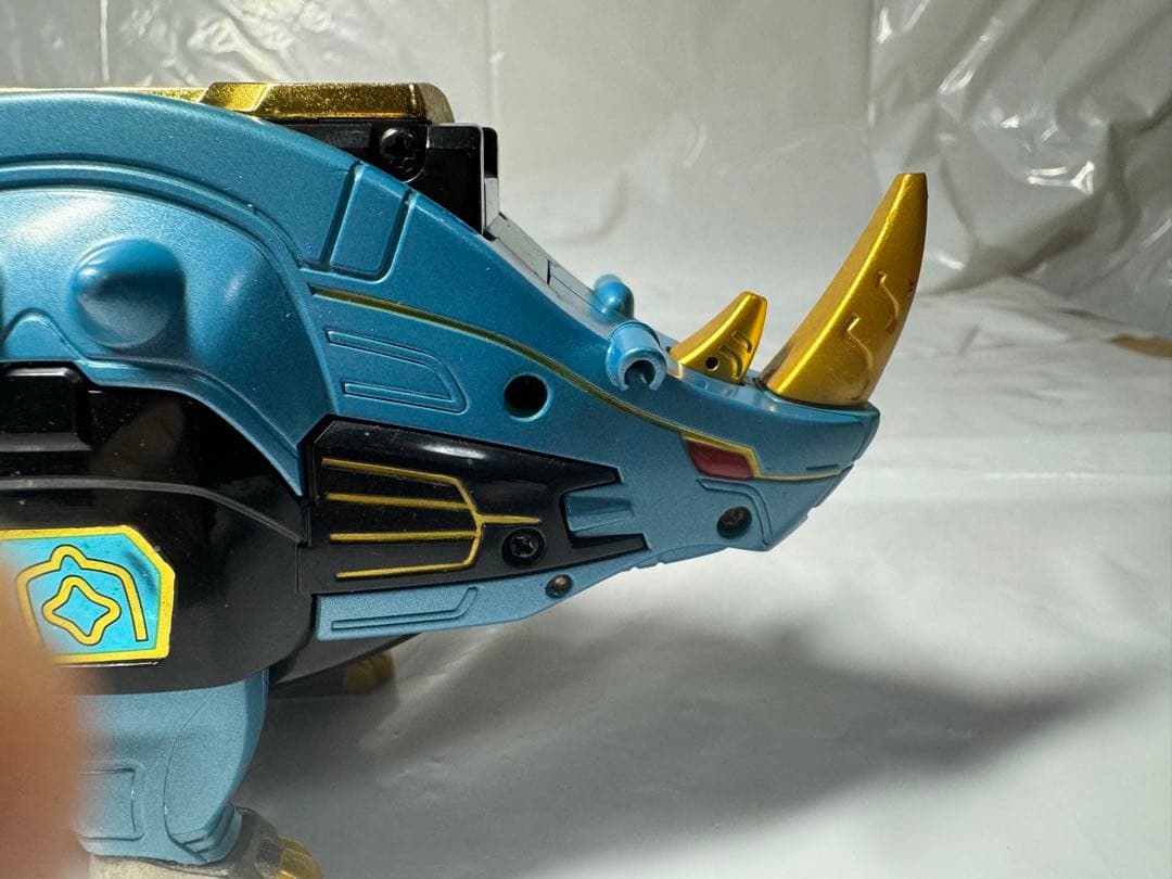 ガオレンジャー ガオエレファント とDXガオライノス