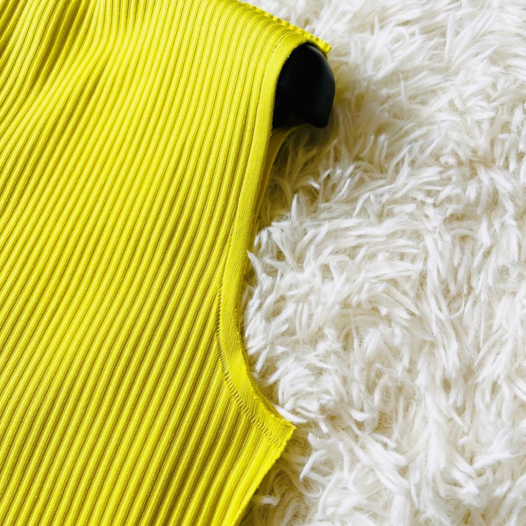 【希少✨】プリーツプリーズ　タンクトップ　ハイネック　フリンジ　黄色　3