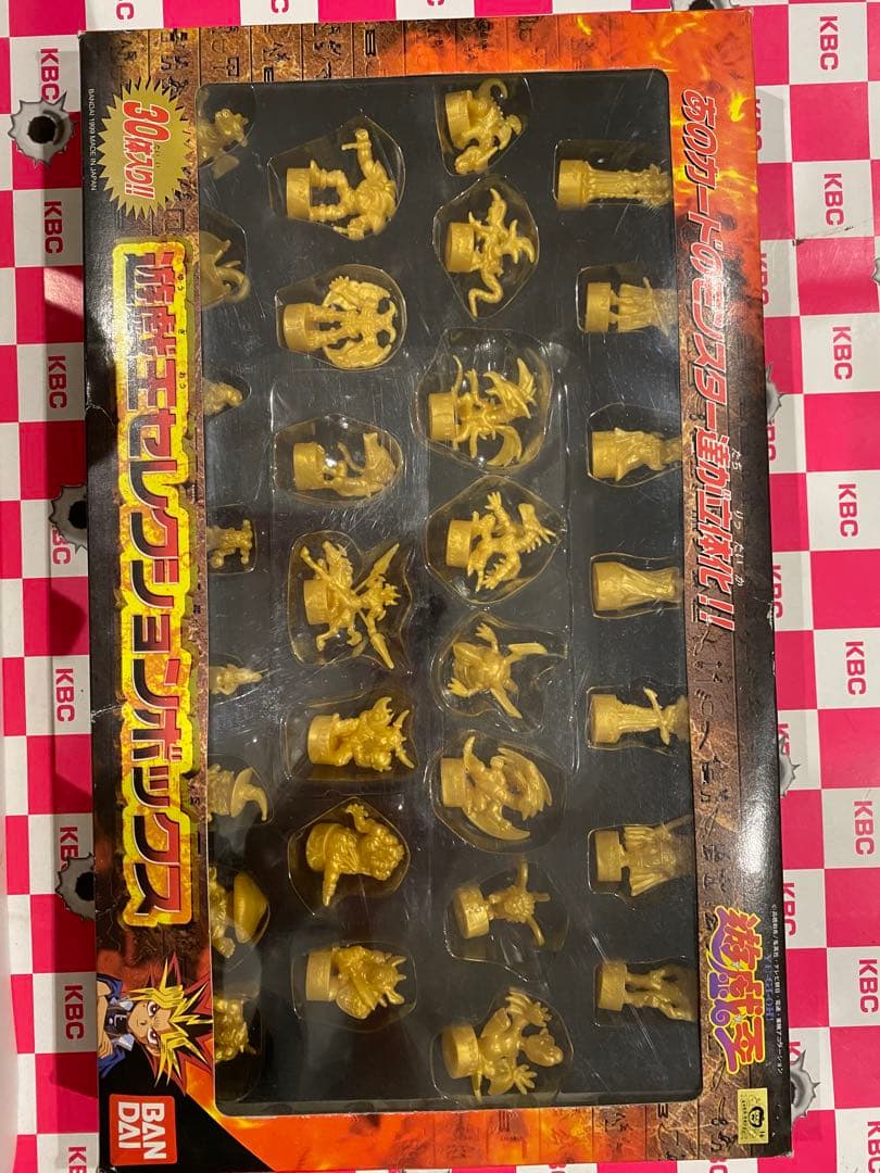 新品未使用☆99遊戯王カードモンスター達が立体化30体入セレクション