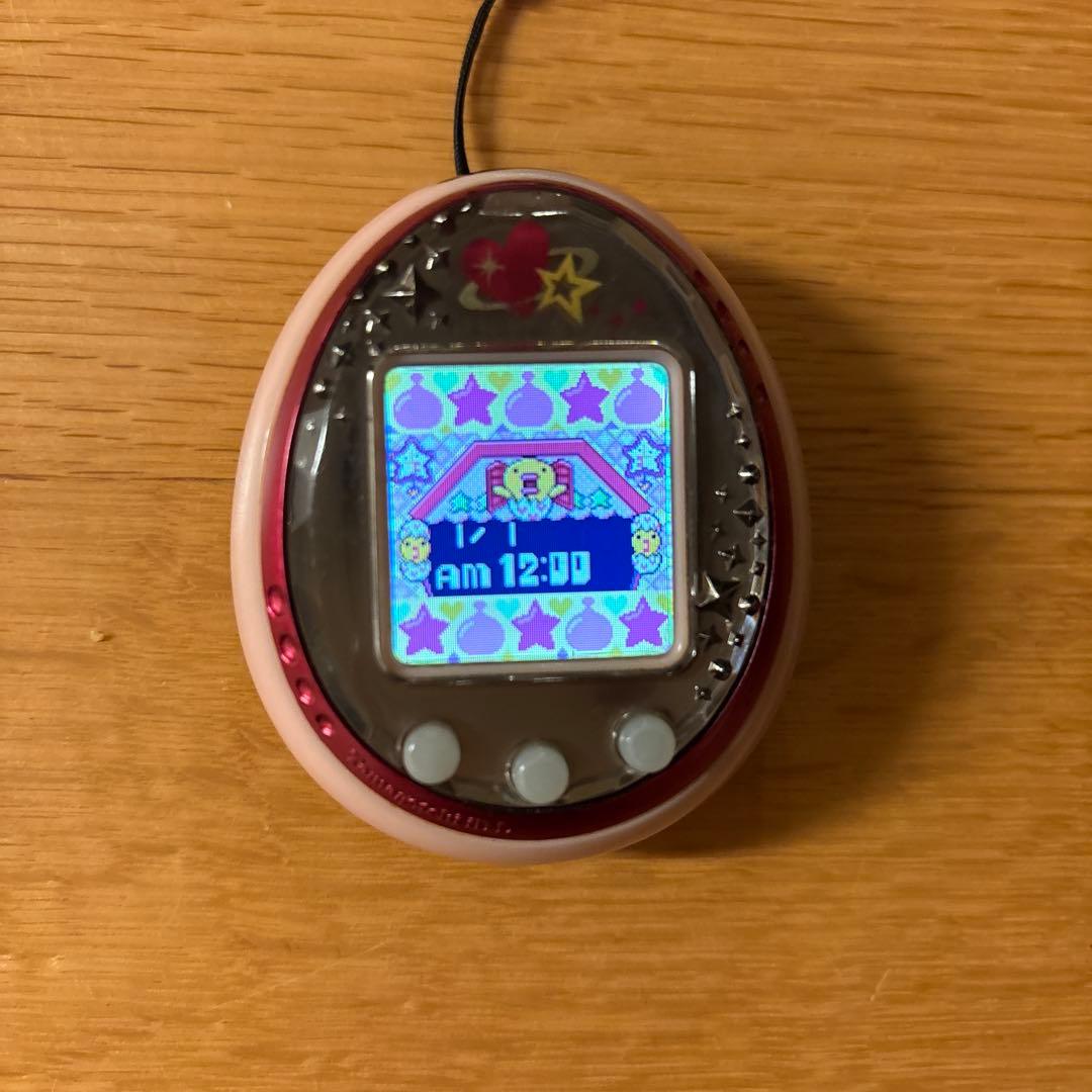 たまごっち　BANDAI-WIZ2004 ピンク