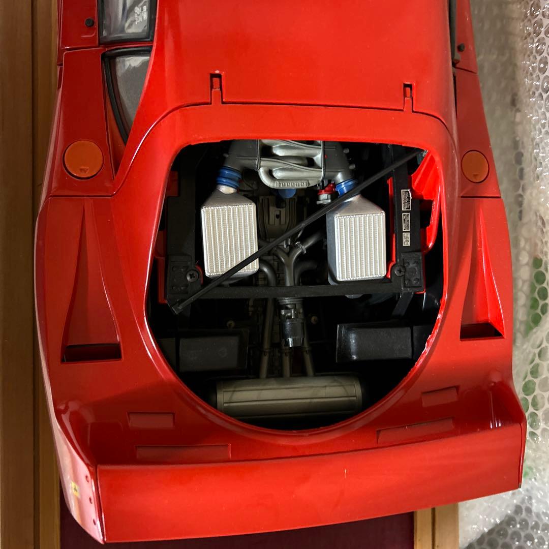 Ferrari F40 模型。ケース付き。