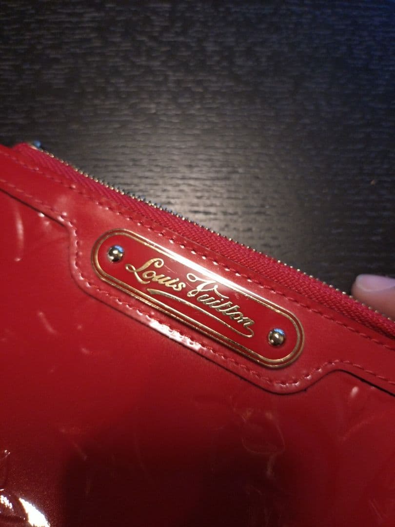 ルイヴィトン ヴェルニ ポシェットクレ ケース M90214 レッド　小銭