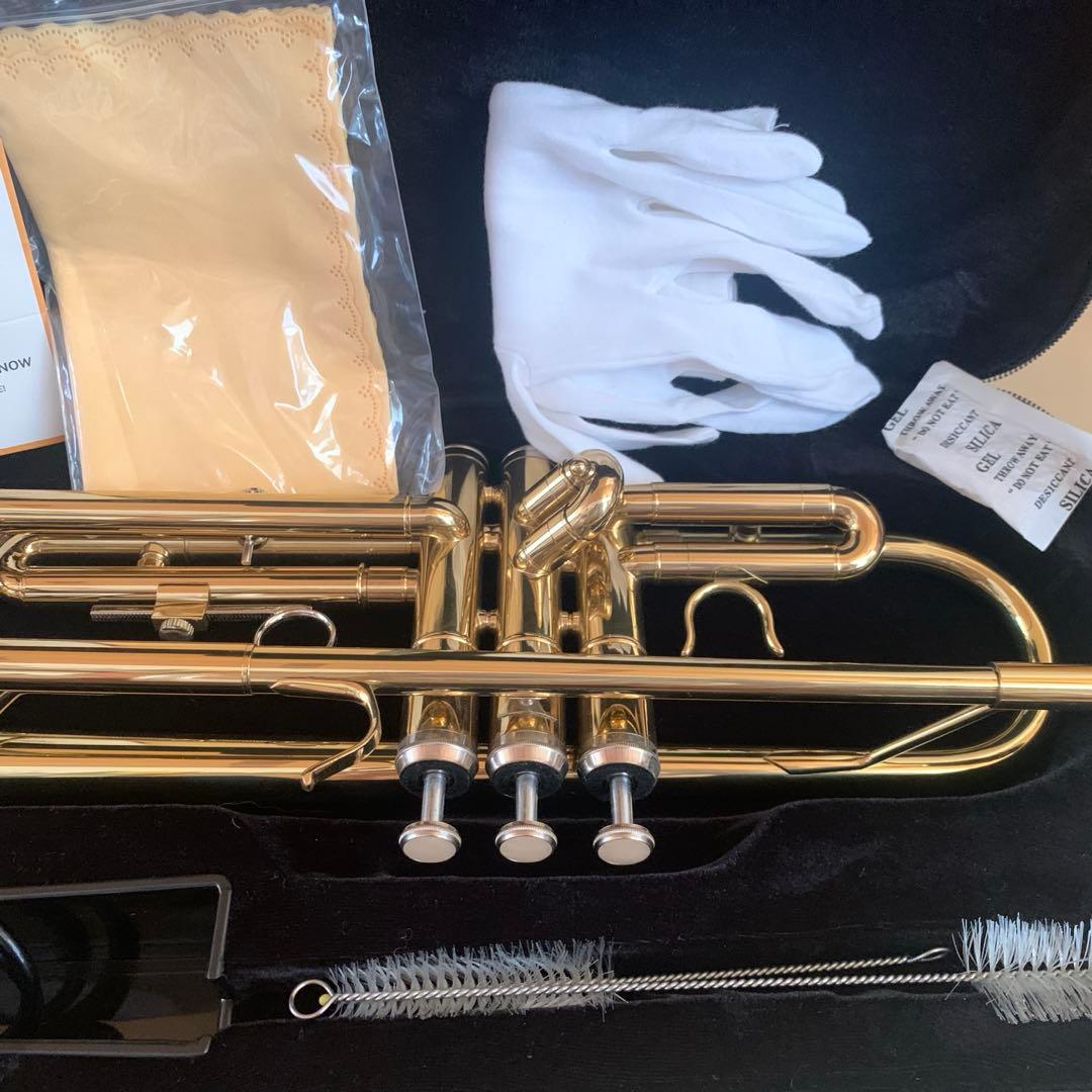 新品同様★Eastarトランペット一式ケース付 Bb調 初心者 ゴールド吹奏楽