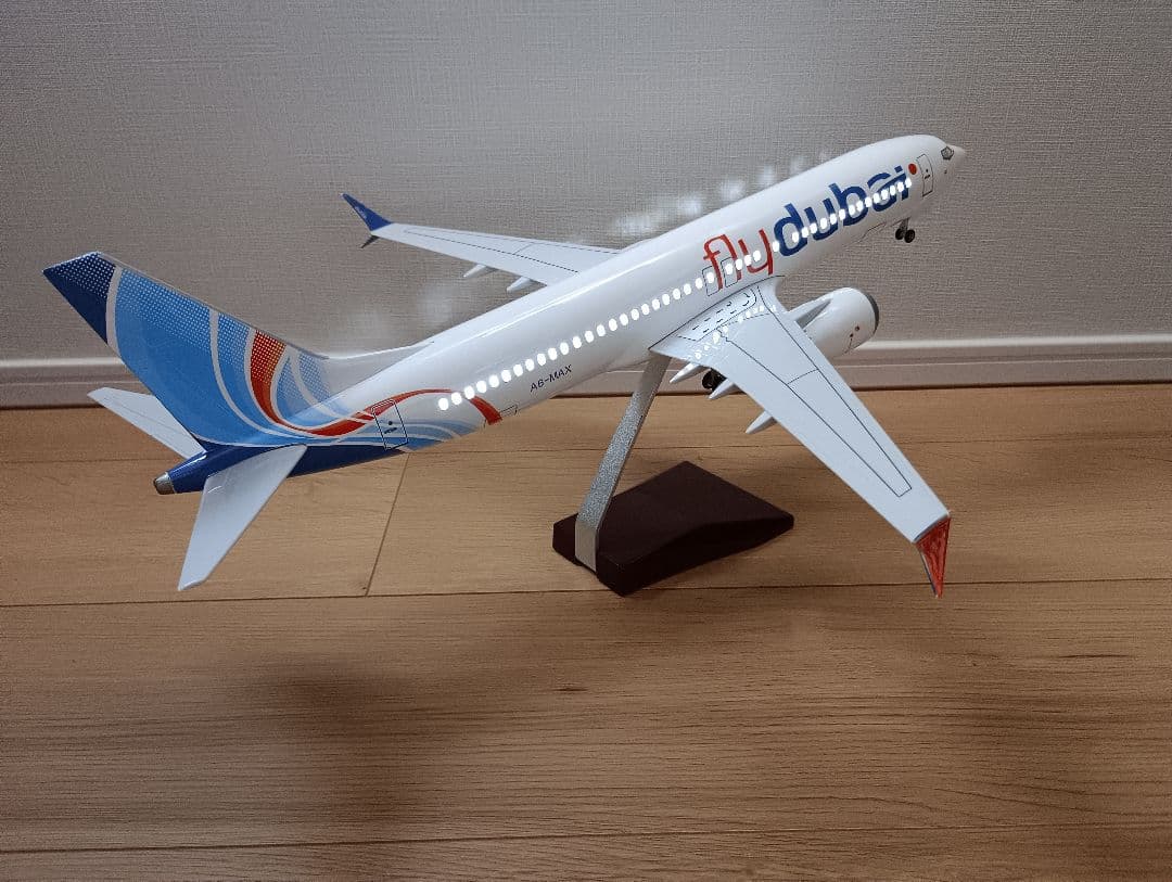 1/85 flydubai Boeing 737 フライドバイ 航空機 飛行機