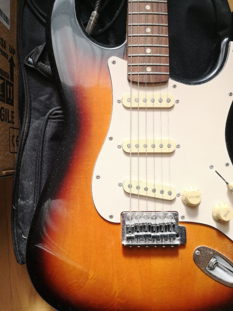 Fender Stratocaster ギター初心者セット アンプ付き