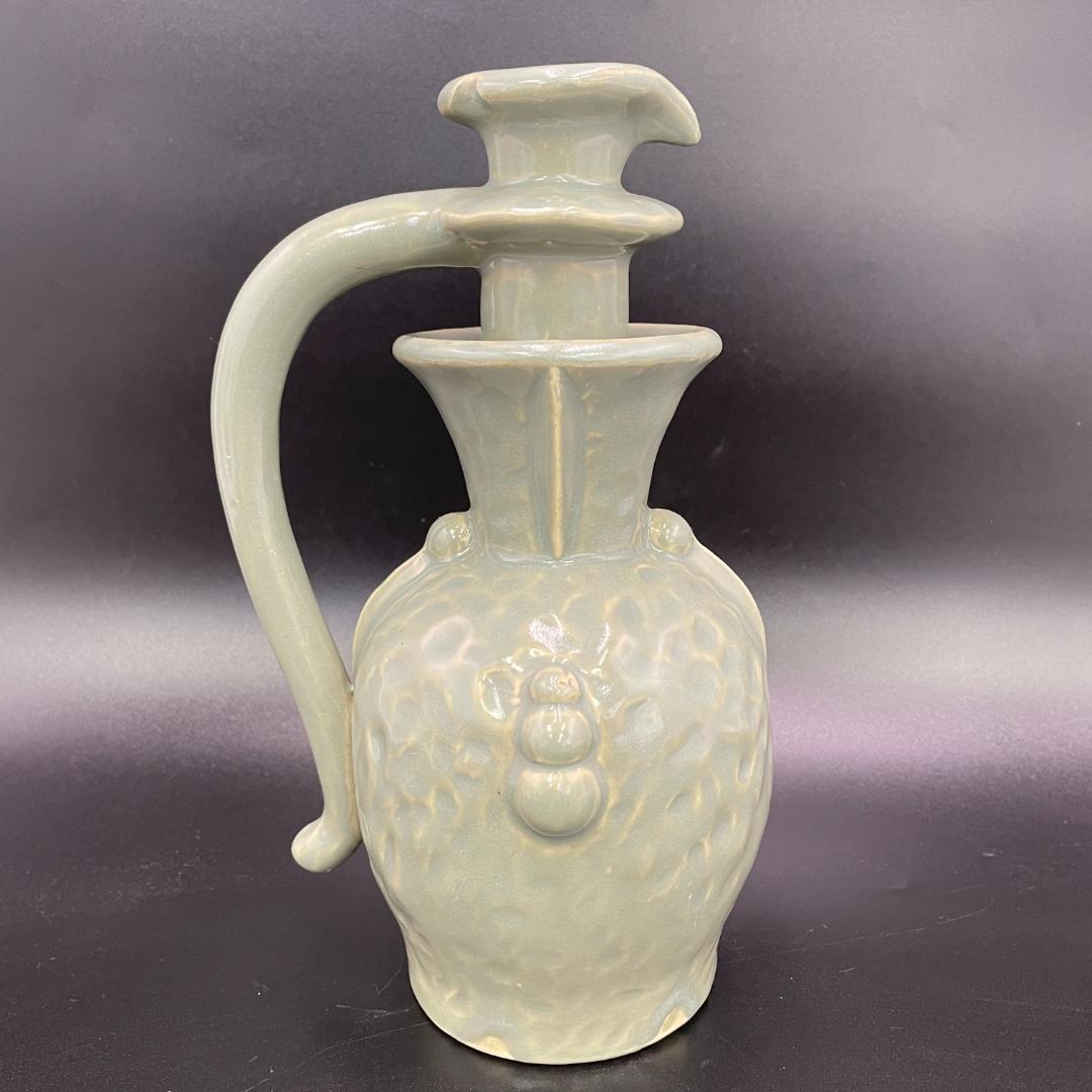 青白磁 陽刻葉紋 水注 影青 水注 注壺 酒注 高さ22.5cm R8SA27 - メルカリ