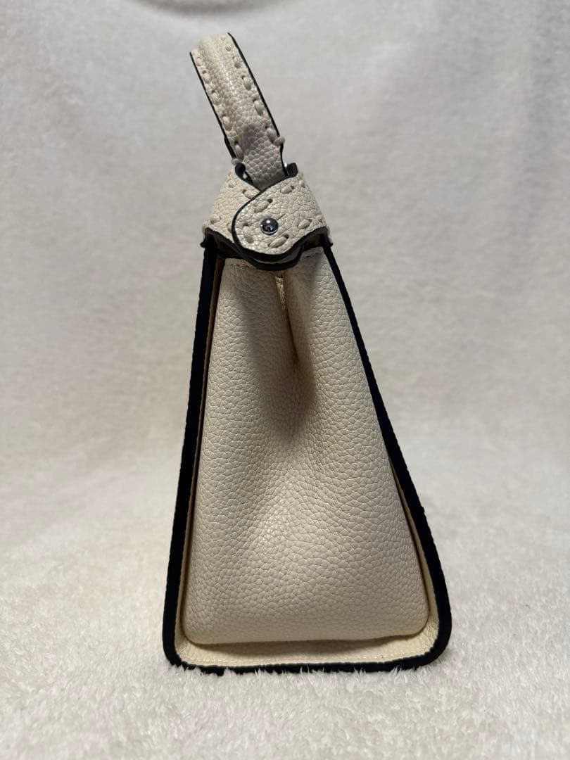 本革アイボリー レザー ハンドバッグ