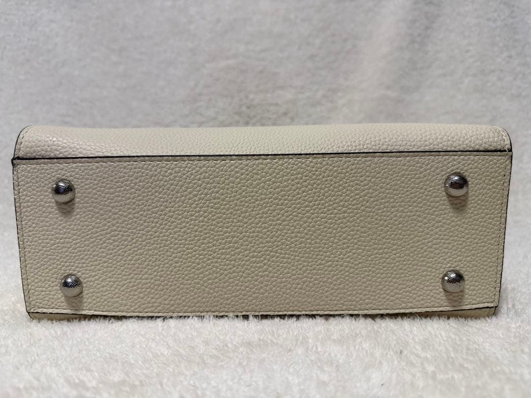 本革アイボリー レザー ハンドバッグ