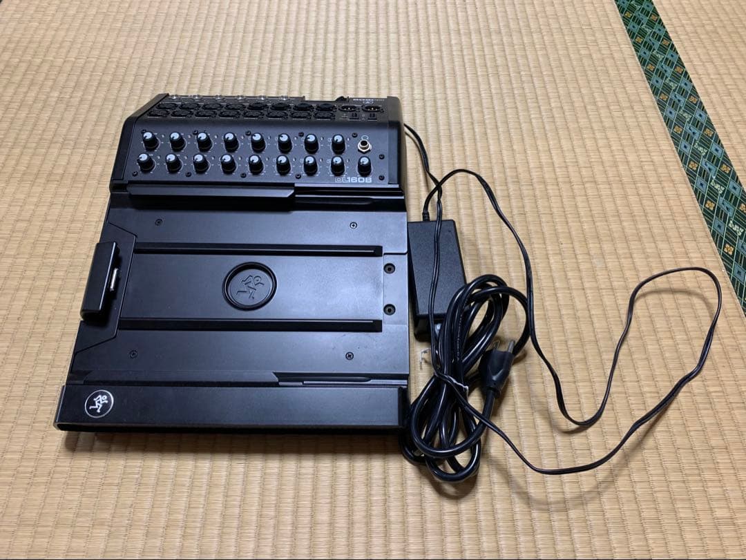 Mackie DL1608 デジタルミキサー