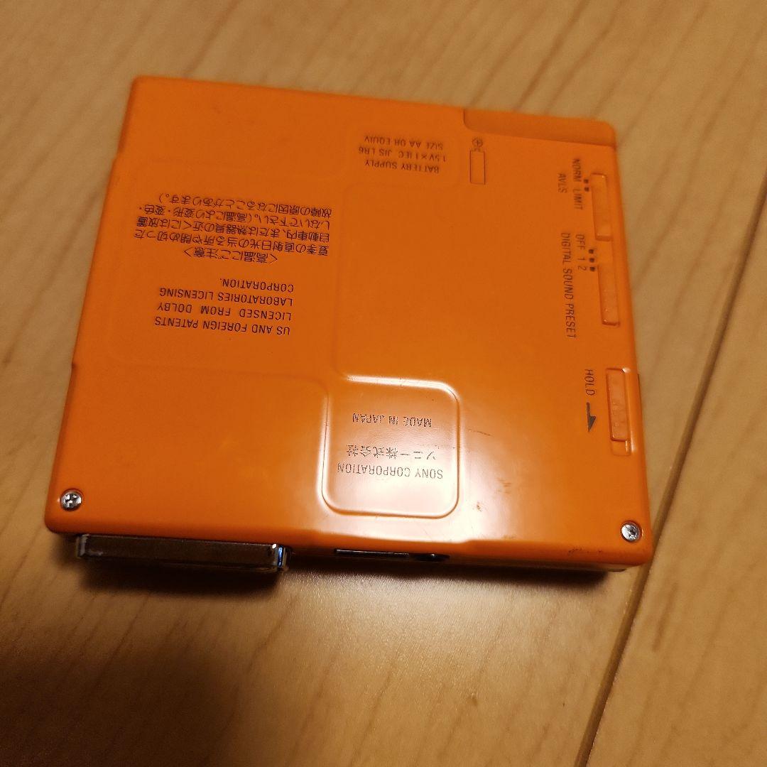 レトロ。ジャンク品！本体リモコンのみ！SONY ウォークマン MDプレーヤー